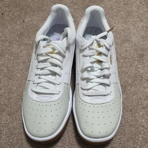 Puma White and Gold Casual Sneakers
